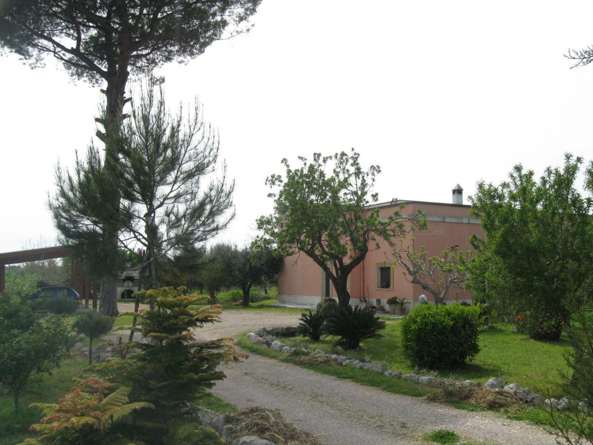 Villa Rita Bed & Breakfast Campi Salentina Luaran gambar